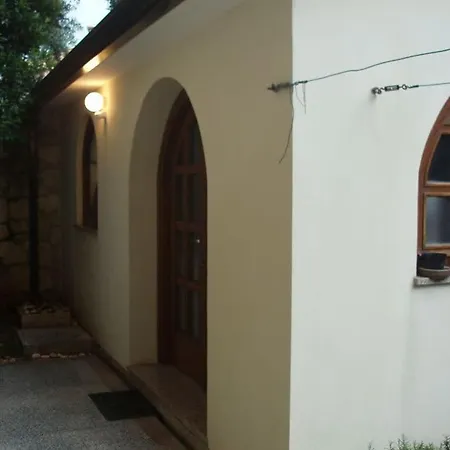 No 4 - Dalia Apartman *