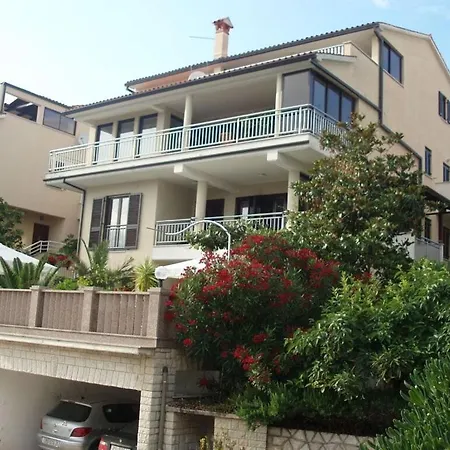 No 4 - Dalia * Rabac